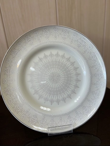 سرویس ۱۳۳ پارچه ۱۸ نفره چینی برند سان شاین